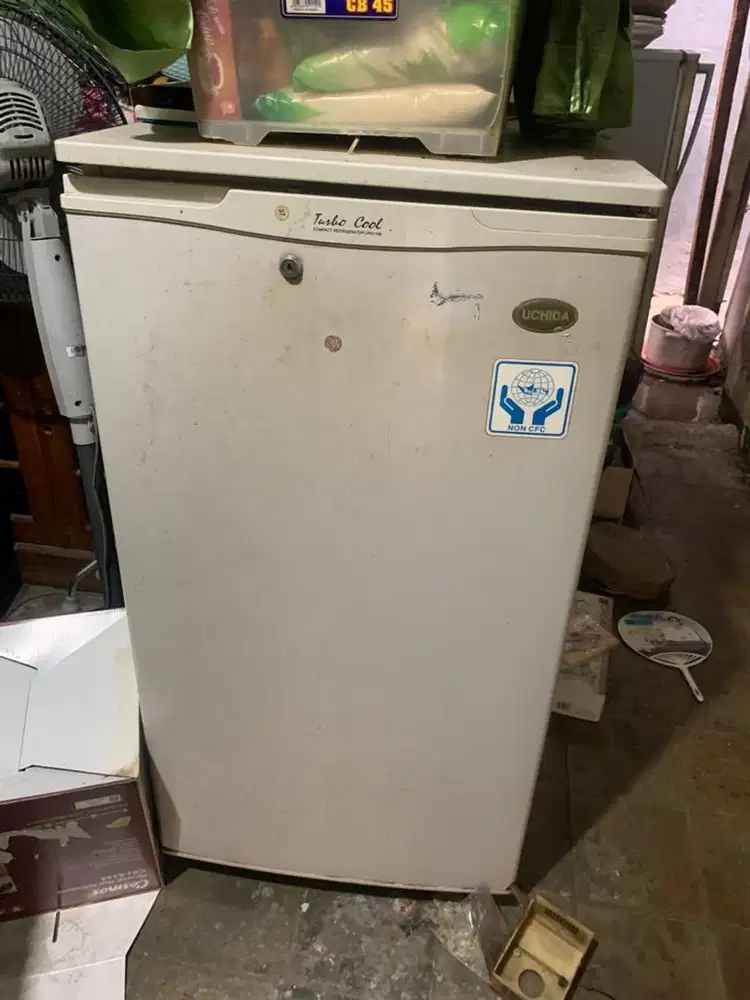 Jual 2 Kulkas 1 pintu bekas