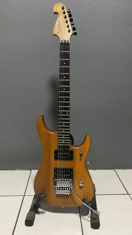 Gitar Washburn N2 [Replika]