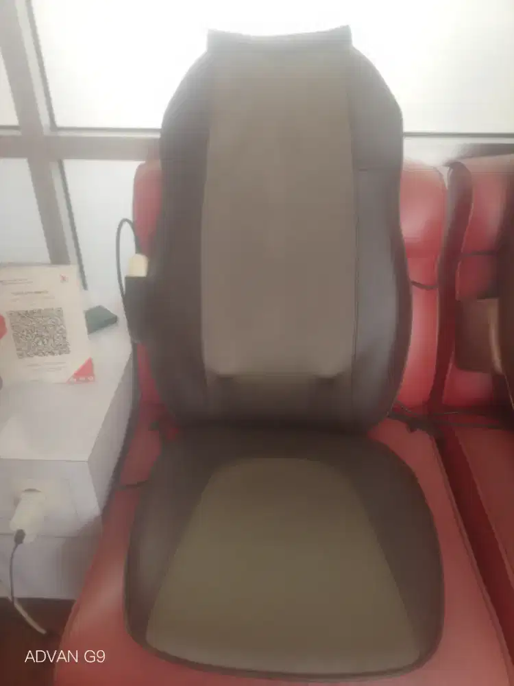 SUMO OTOMOMI ALAT PIJAT KURSI PIJAT PORTABLE DI MOBIL