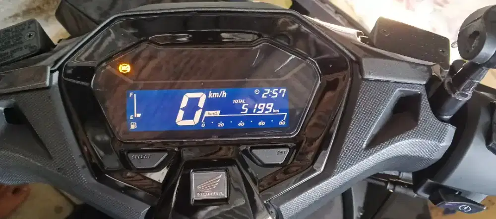 HONDA VARIO 160 ABS ISTIMEWA SUPER