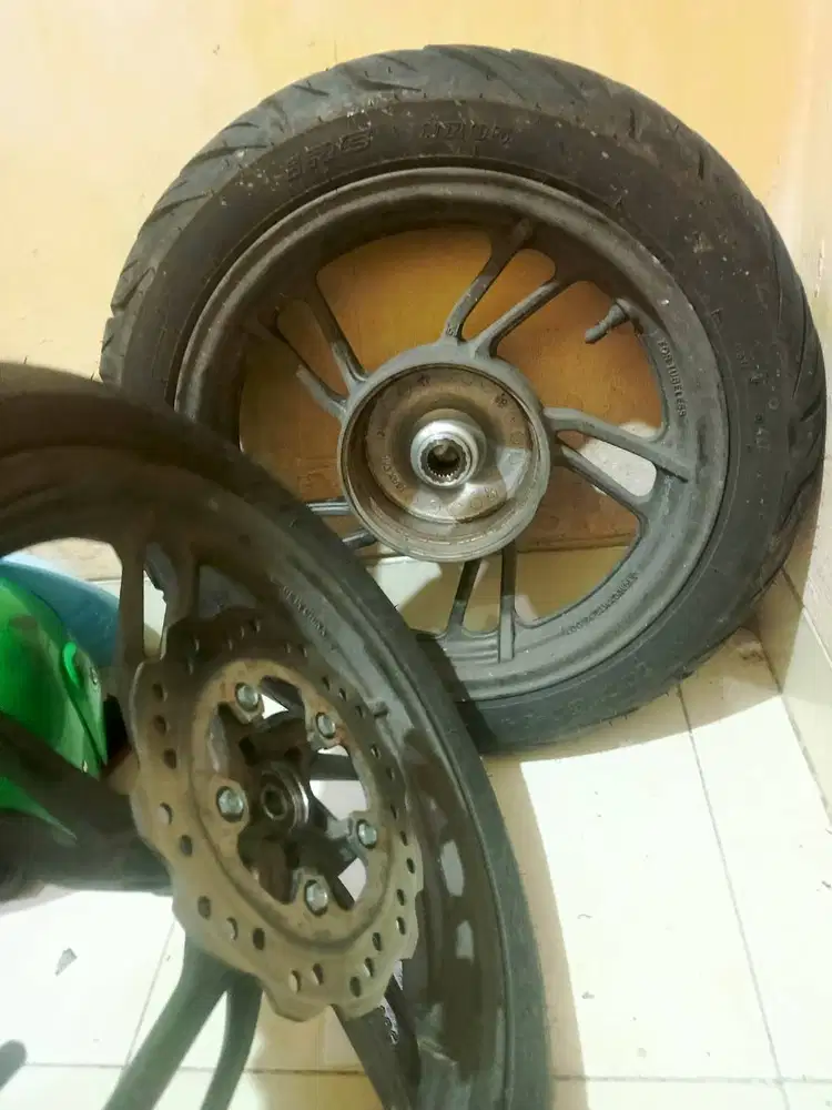 DI JUAL VELG ORIGINAL VARIO 125 LED NEW hubungi