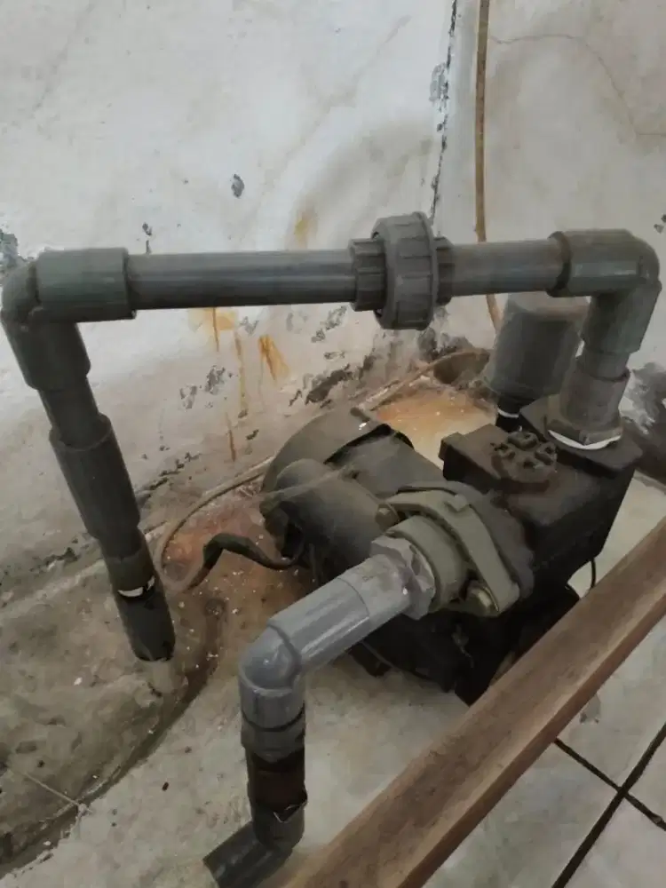 Pompa Air SHIMIZU Bekas