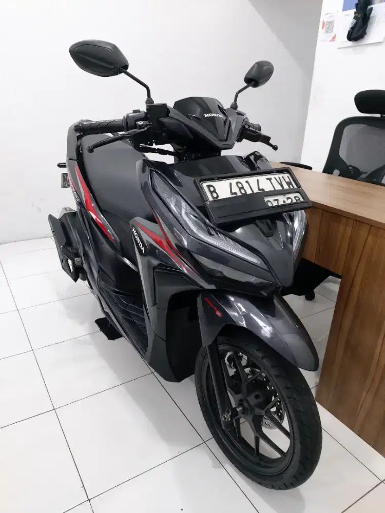 HONDA VARIO CBS ISS 125CC THN 2018 PAJAK ON