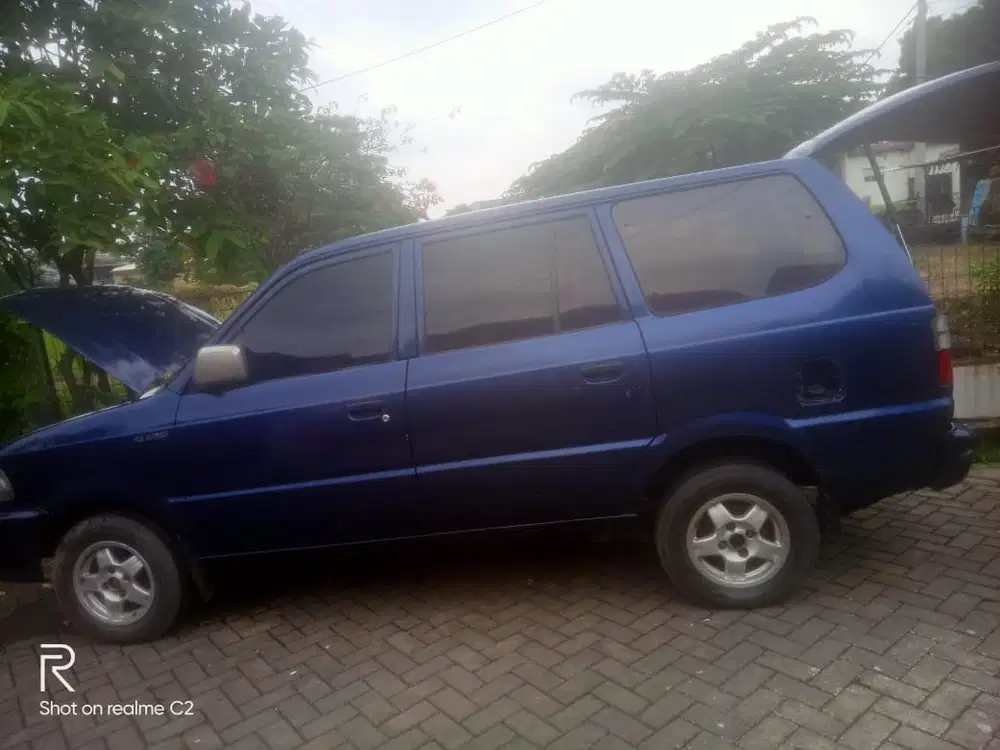 Toyota Kijang 2001 Bensin