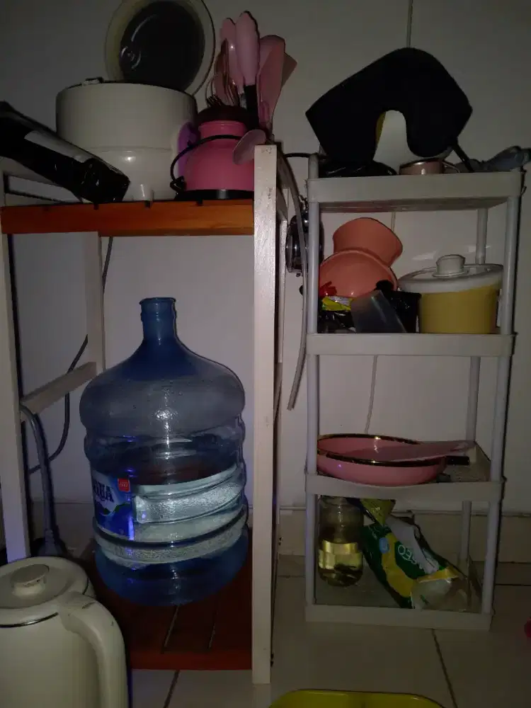 Rak susun multifungsi