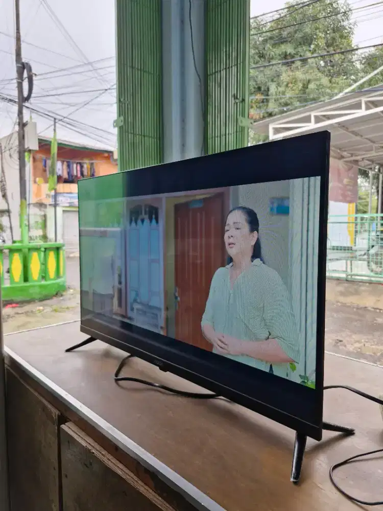TV Android 32 Inch Aqua Like new