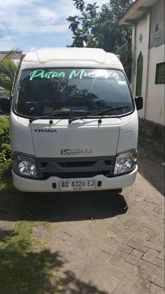 2022 Isuzu traga Box Plat AG monita mobil bekas sekoto kediri jatim