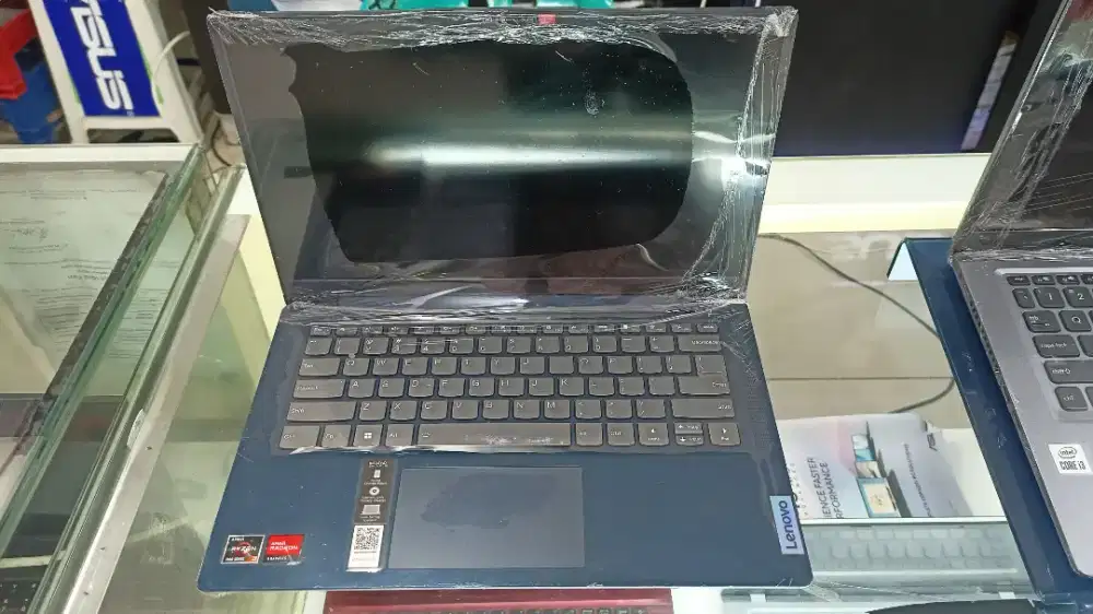 Lenovo ideapad 3 Ryzen 3 7320u/8GB/512GB