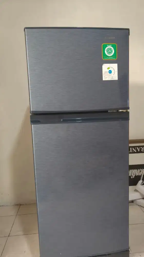 Kulkas sharp 2 pintu SJ 195