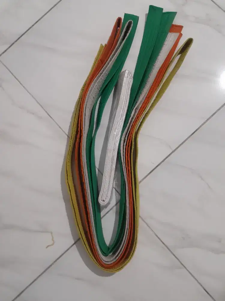 Sabuk karate banyak warna
