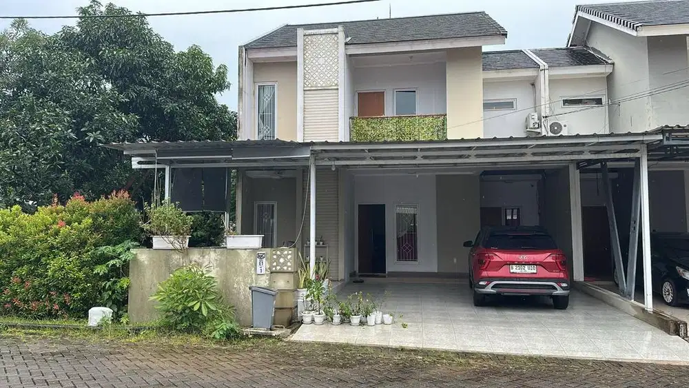 Dijual rumah hook 2 lantai semi furnish