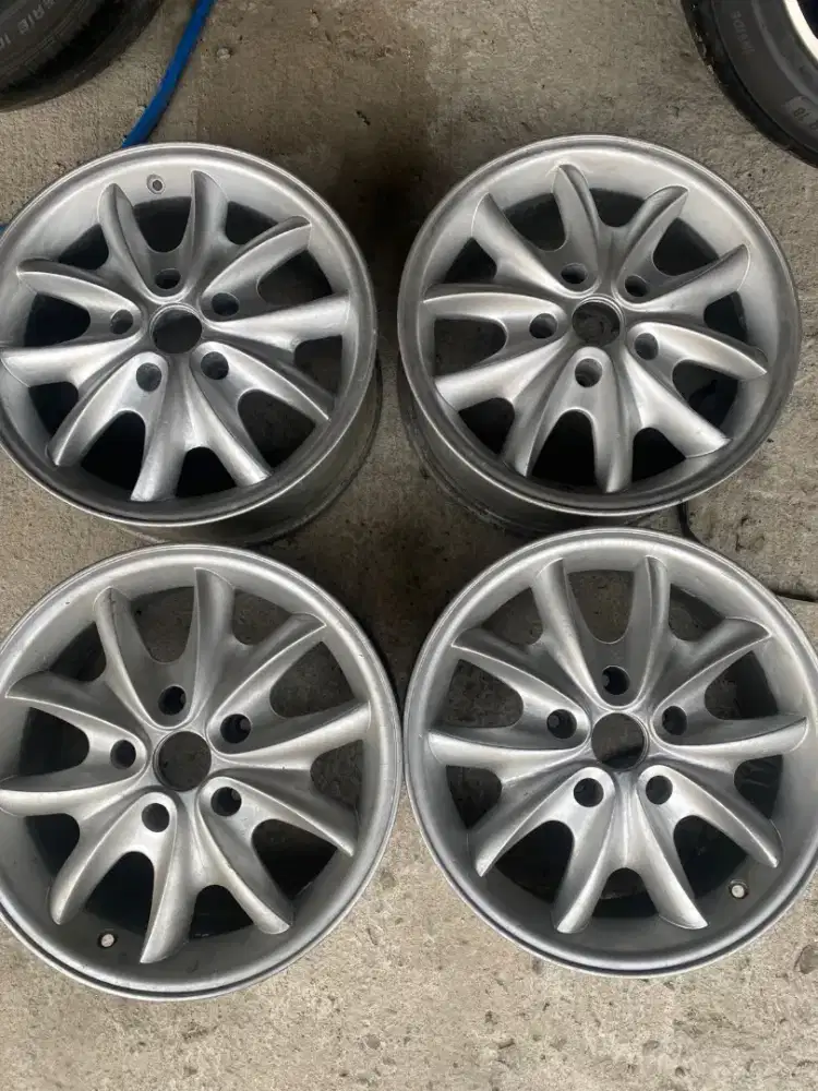 Velg bmw Compomotive UK ring 16 5x120