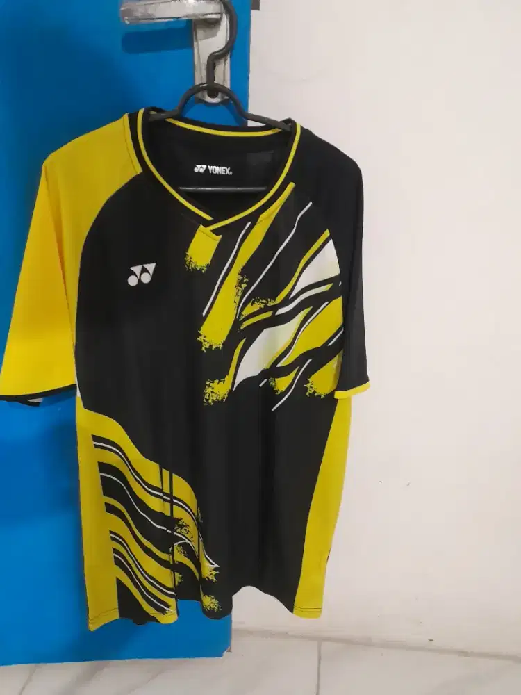 Kaos Bulutangkis Yonex