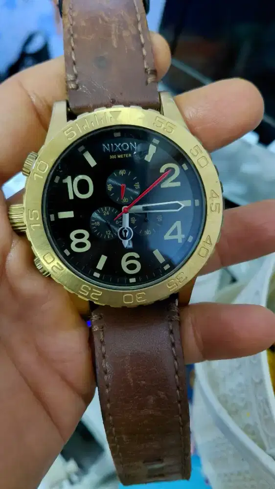Jam tangan Nixon jumbo