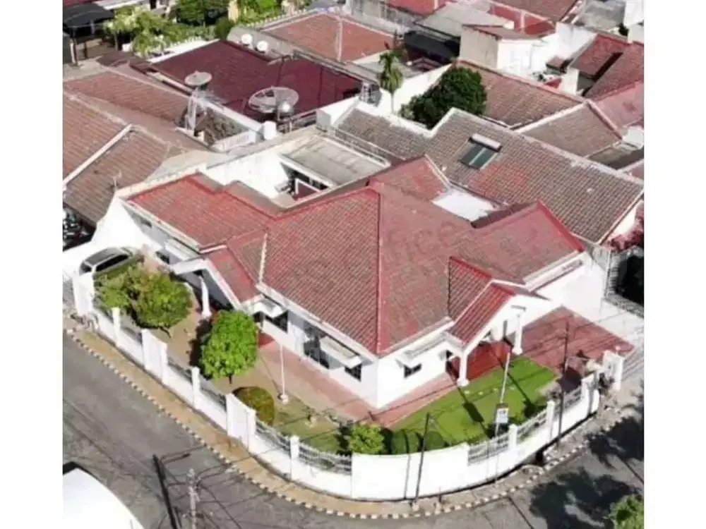 Dijual Rumah Hitung Tanah Satelit indah Strategis Siap Huni