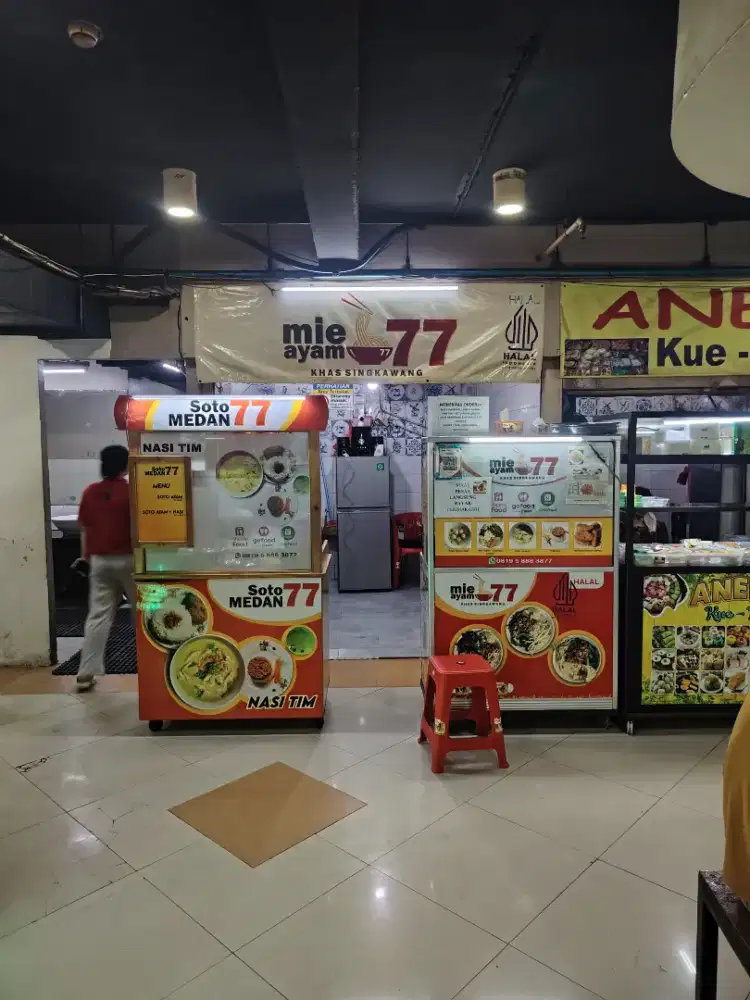Kerja di foodcourt apartemen  bukan kantoran