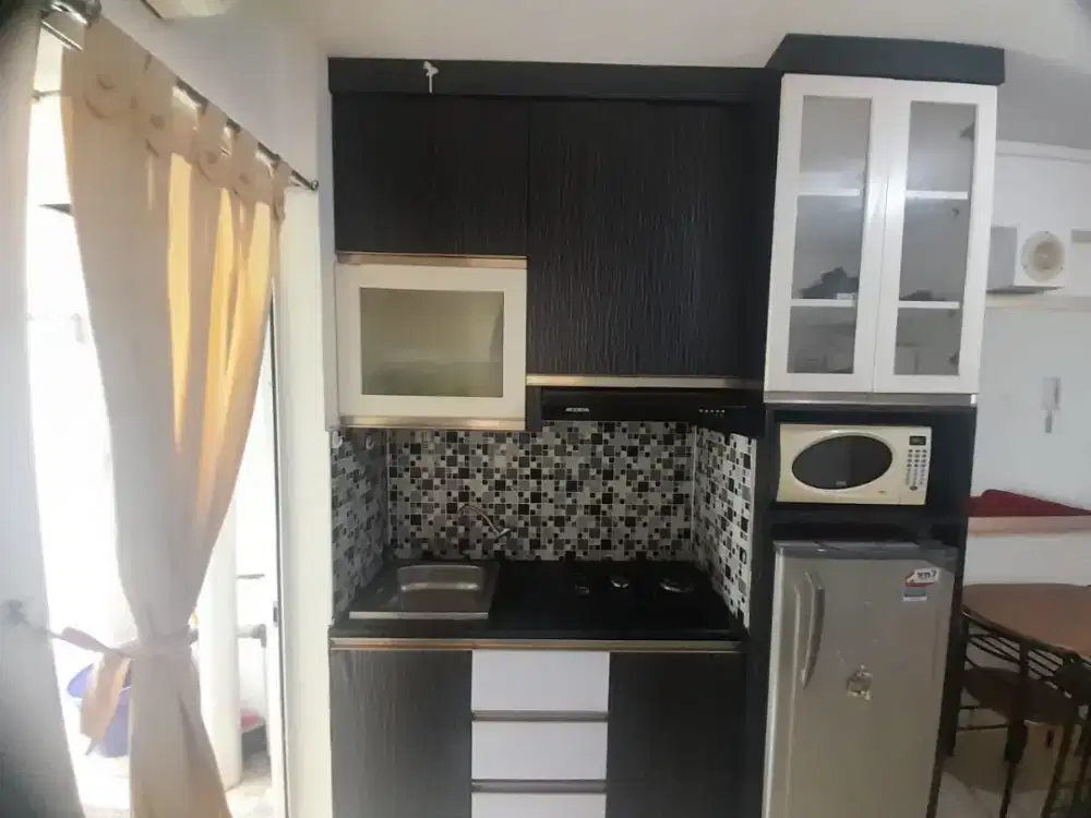 Jual cepat 2bedroom furnish siap huni@bassura city