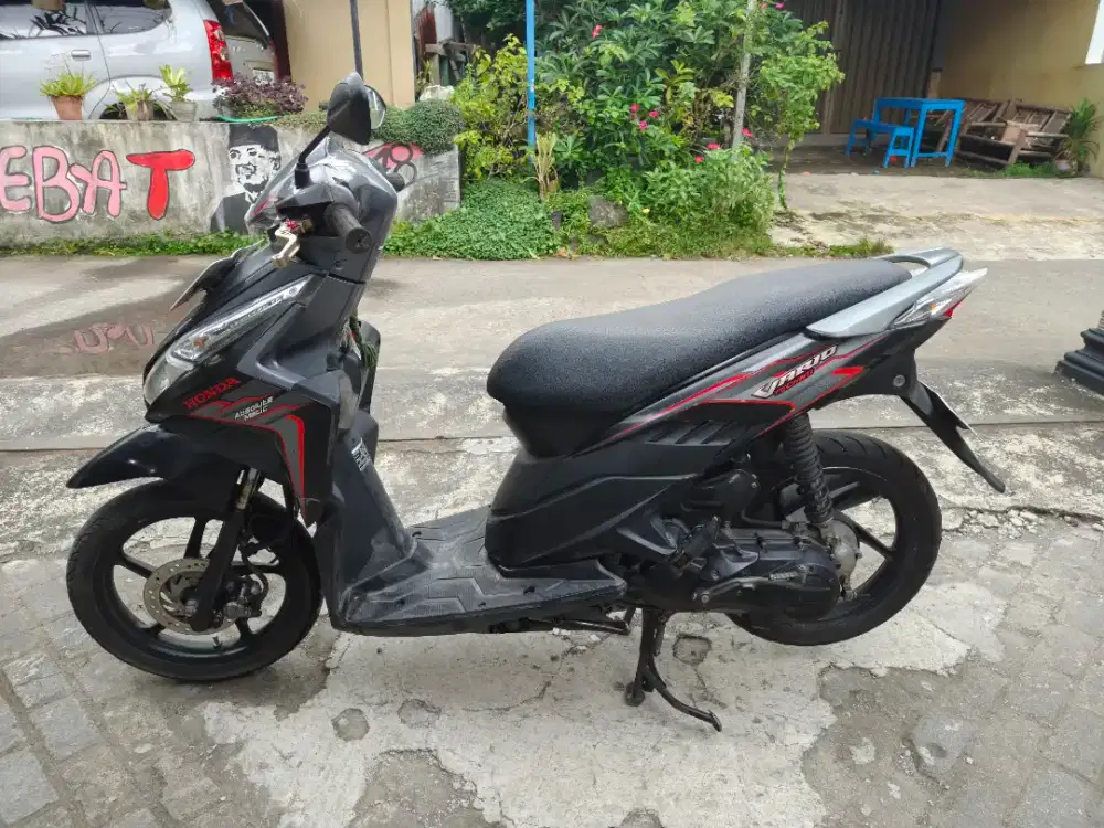 Honda Vario techno tahun 2011 plat AB kota