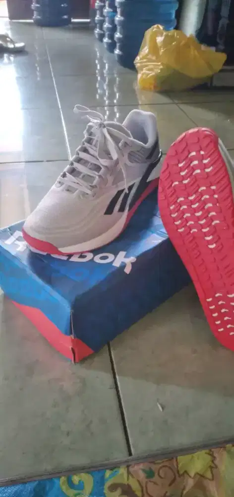 Jual Sepatu Reebok carbon