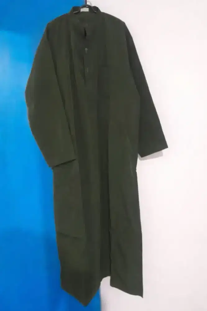 Jubah hijau gelap