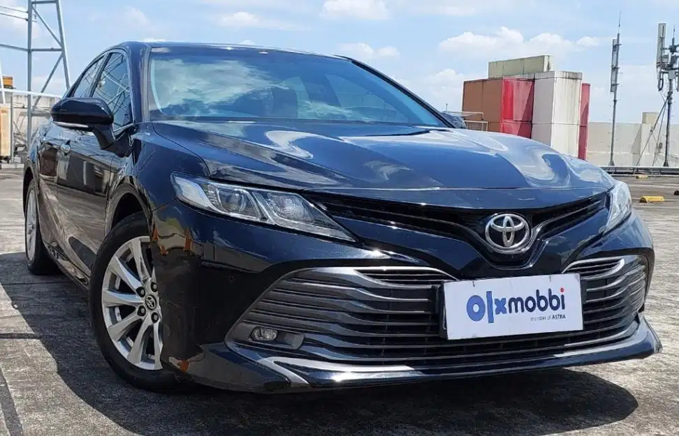 TDP 15JT, Toyota Camry 2.5 V Bensin-AT Hitam 2019