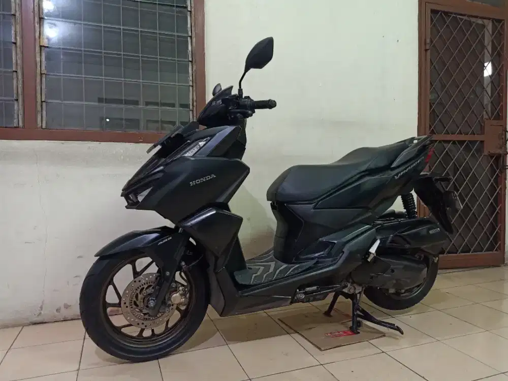 Honda VARIO 160 ABS KEYLESS 2022 Akhir ( TYPE TERTINGGI / LIKE NEW)