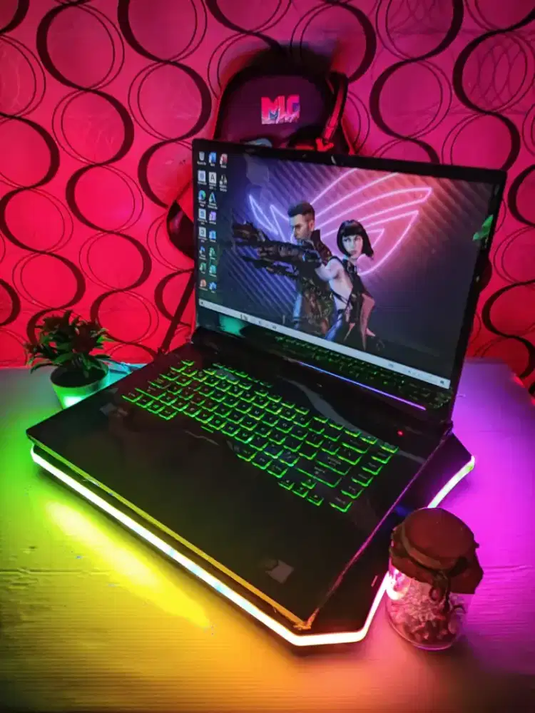 Laptop Gaming ASUS ROG CYBerpunk Core i7 Ram 16/512gb Ssd Dual Vga COD