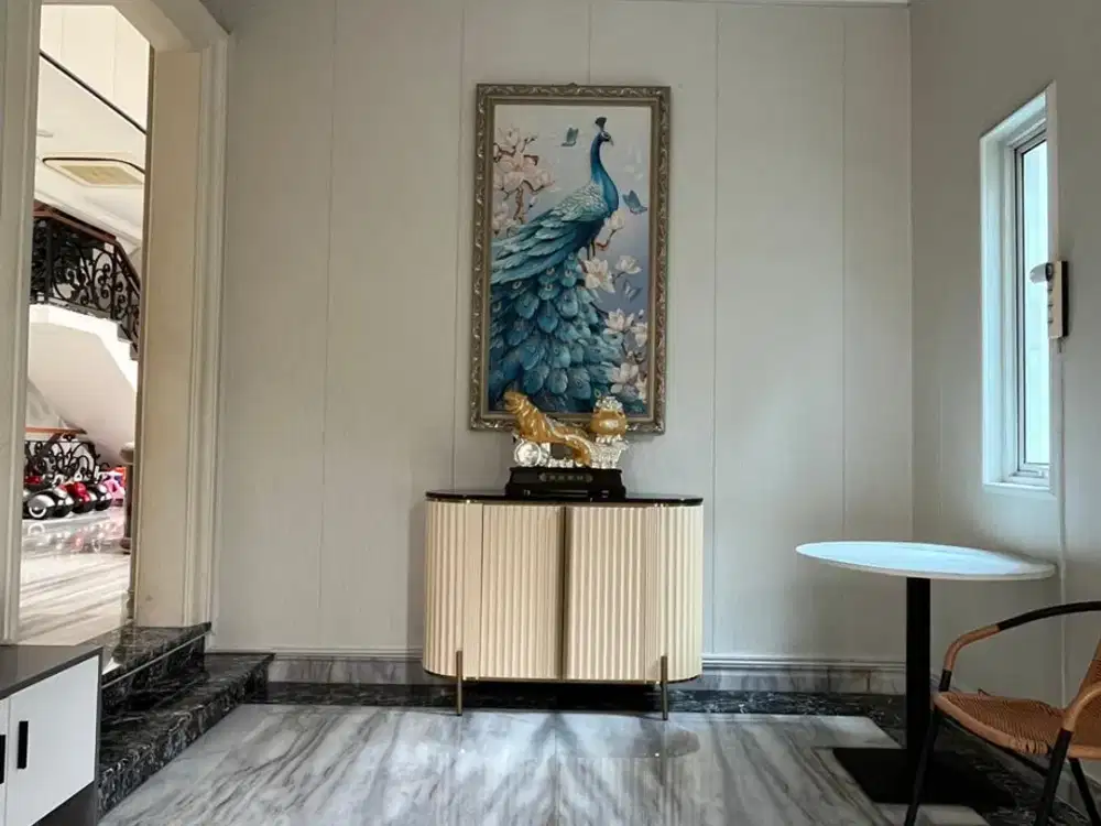 Dijual Rumah Huk Mewah di Pik Sangat Homey