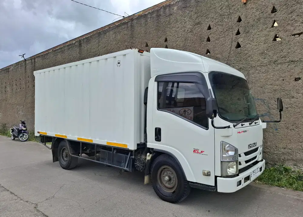 ELF NLR 55 Long Euro 2 Box Besi Isuzu Giga Engkel 2020