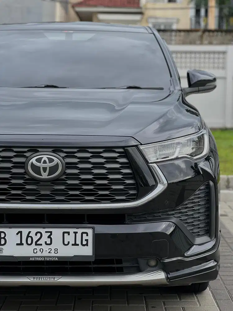 PROMO INNOVA ZENIX V MODELISTA 2023 KM LOE