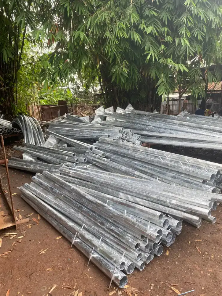 Tiang PJU 8 Meter Single Lengan