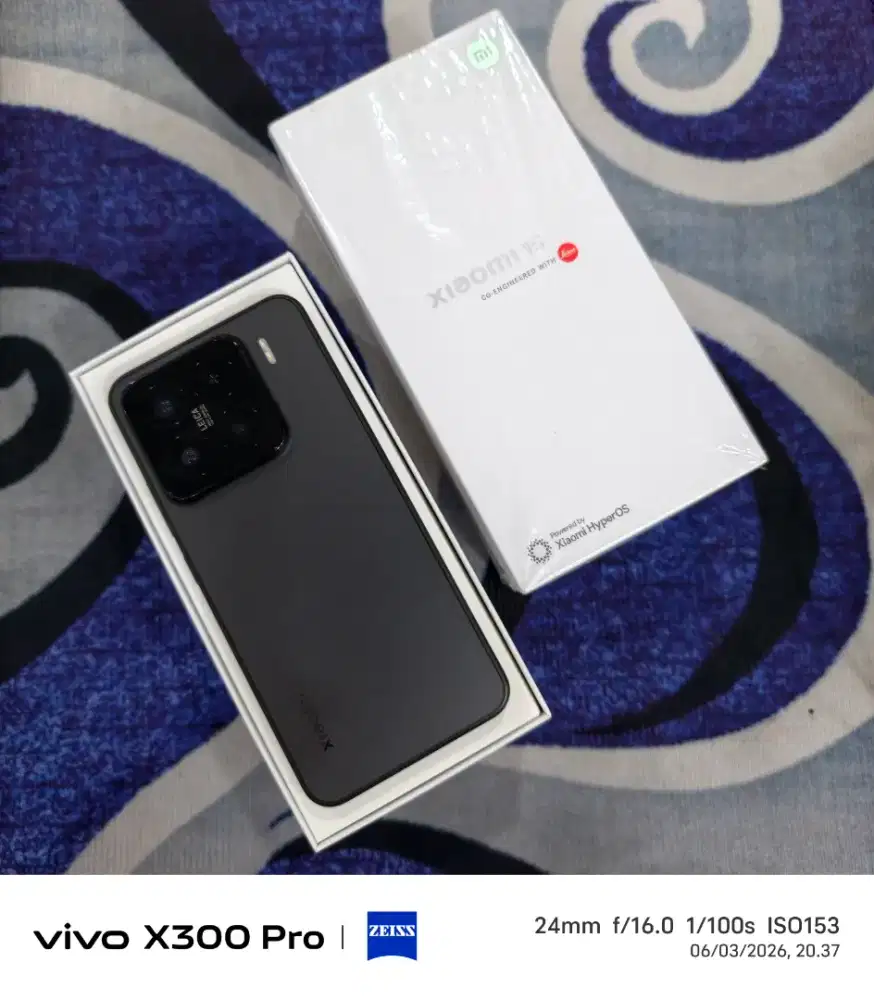 Xiaomi 15 5G Ram 12/512 Gb Second garansi 1 tahun 10 bulan lagi