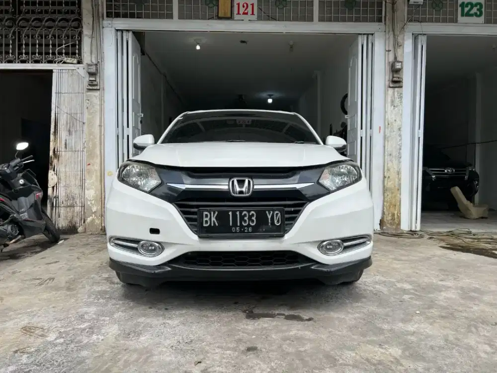 Honda HR-V S manual 2016