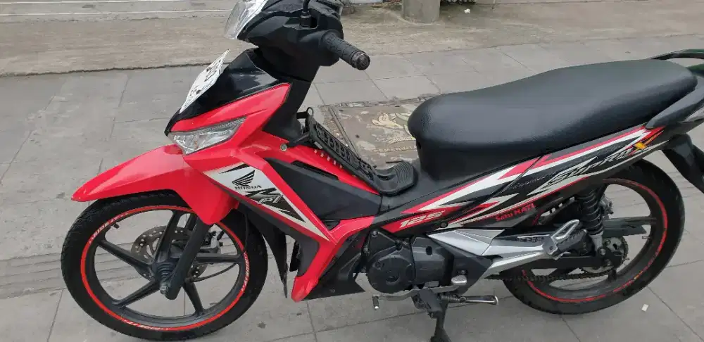 Supra X 125 Fi th 2014 mulus pjk baru