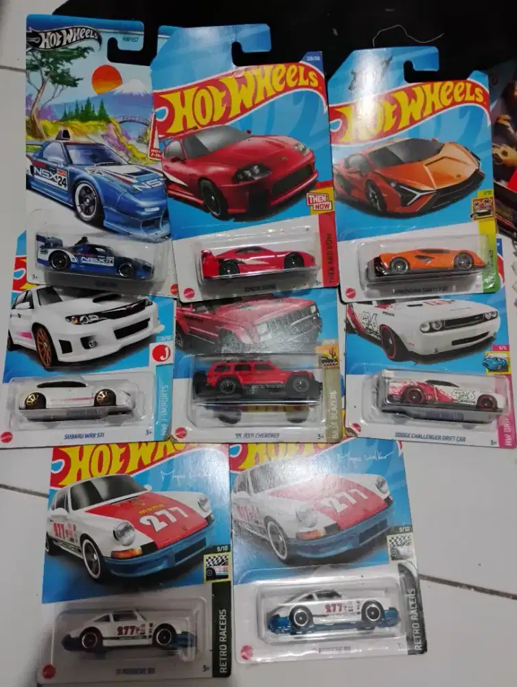hotwheels masih dalam box