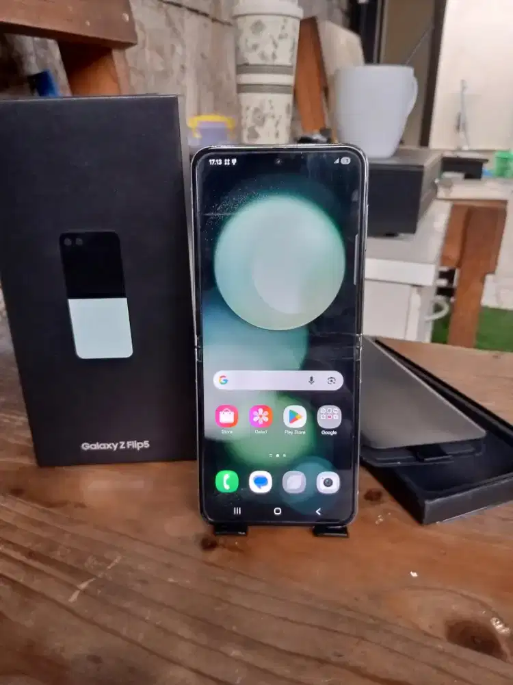 Samsung flip 5 8/512