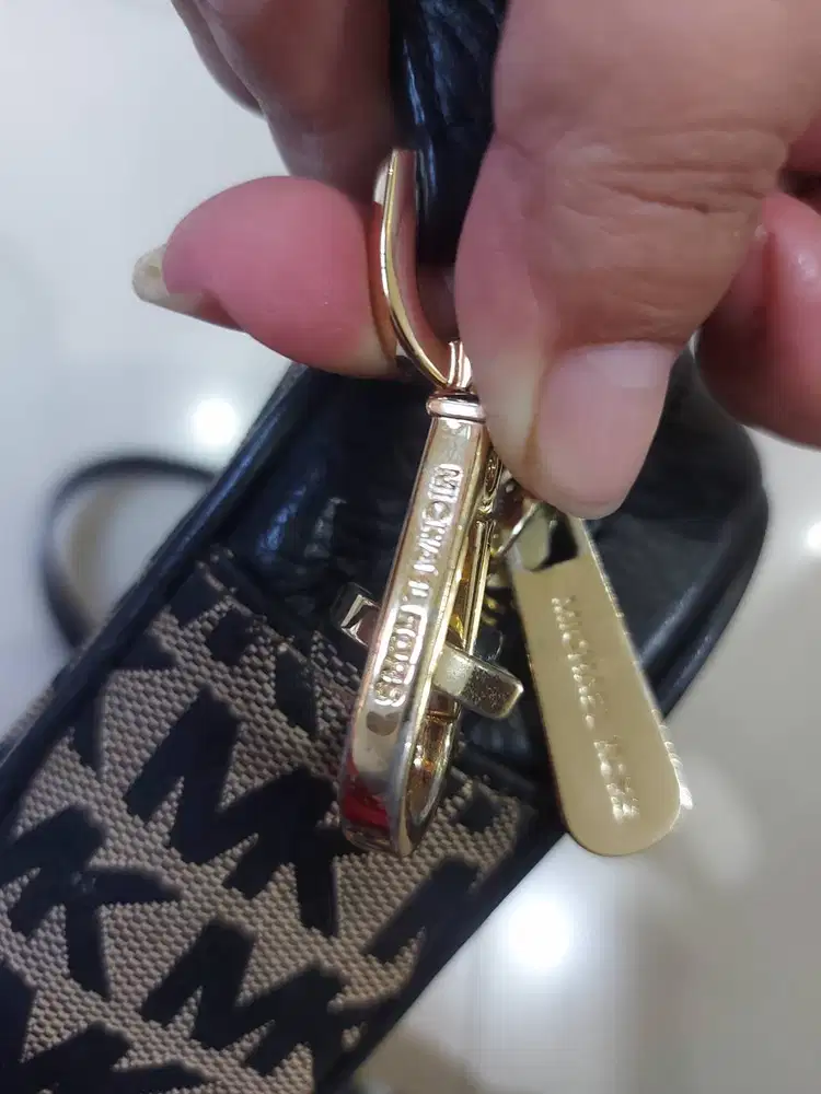 Sling preloved yang jarang dpakai