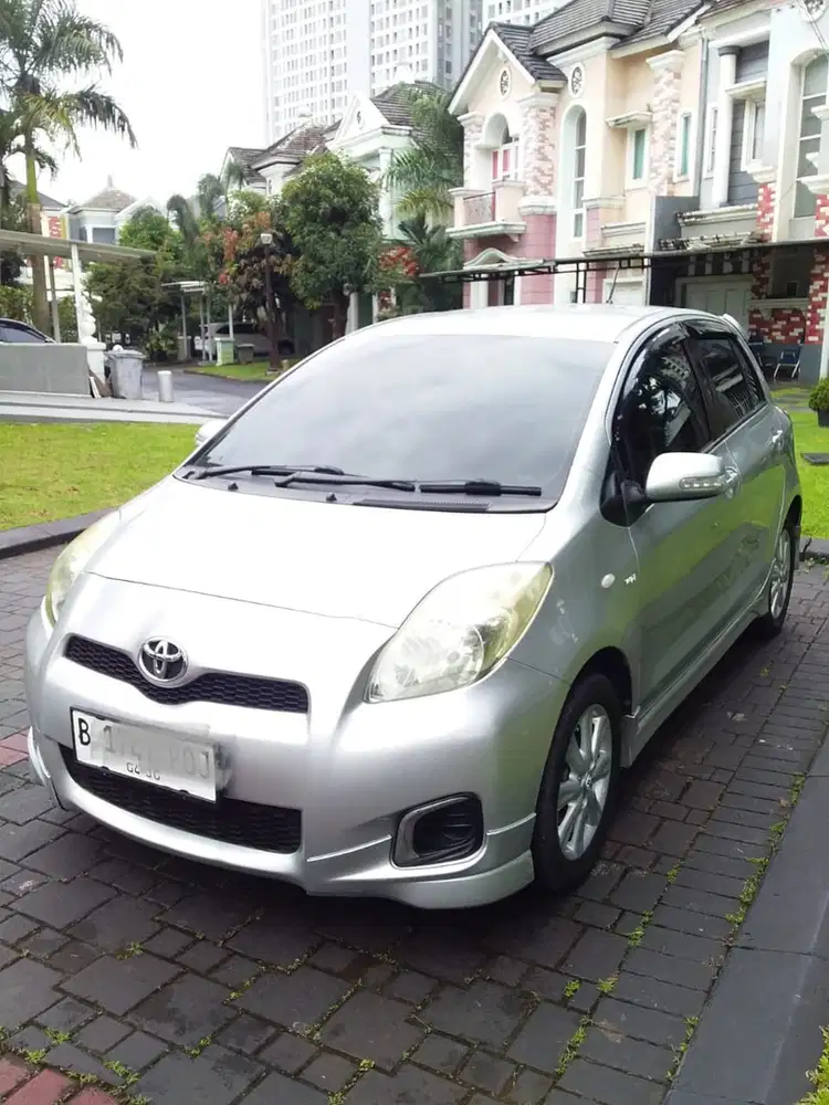 Toyota Yaris 2012 Bensin