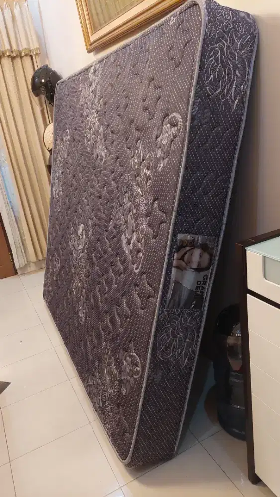 Dijual spring bed / kasur