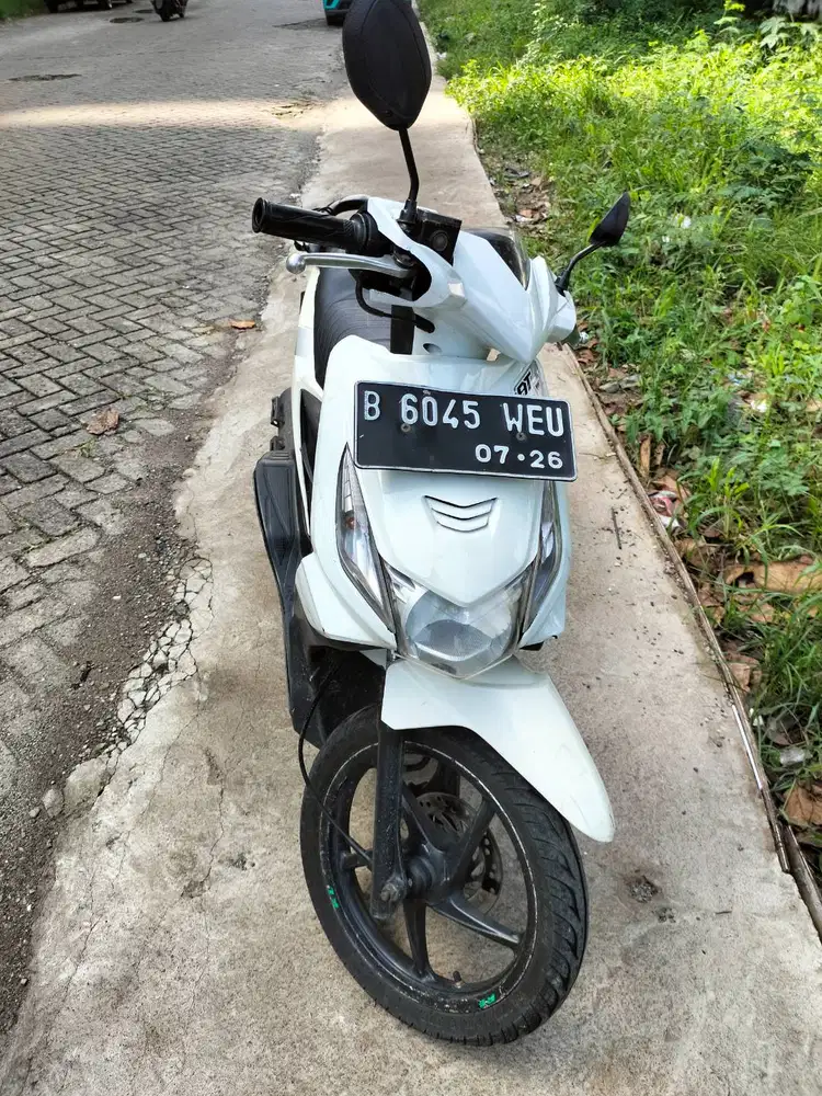 Honda Beat tahun 2011