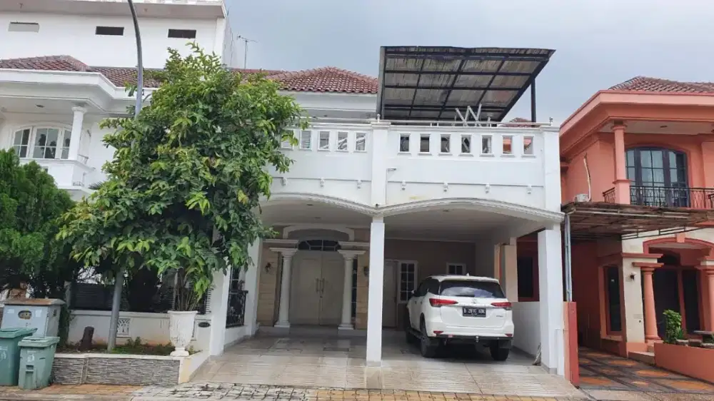 Dijual cepat rumah 2 lantai di bulevar hijau harapan indah Bekasi