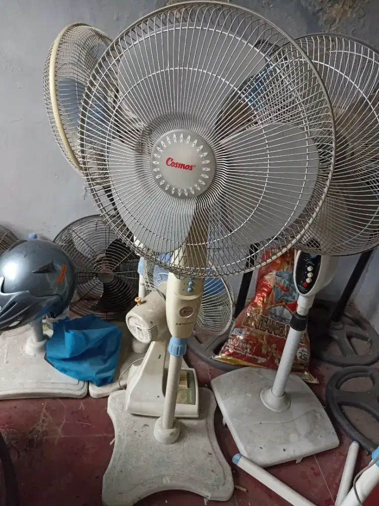 Kipas Angin Cosmos