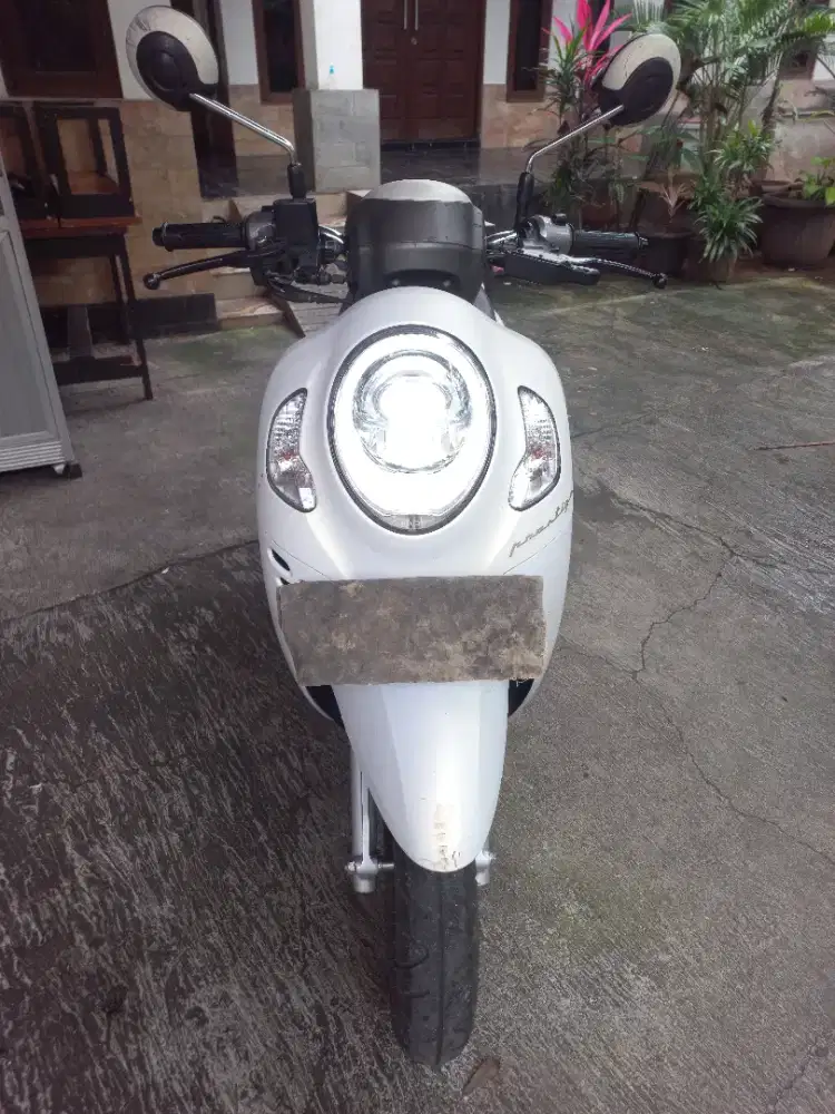 Honda Scoopy Prestige 2024