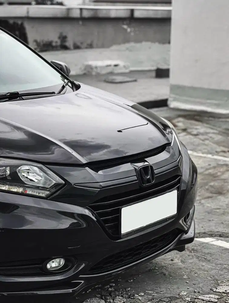 FORNT GRILL HRV 2017 BLACKOUT