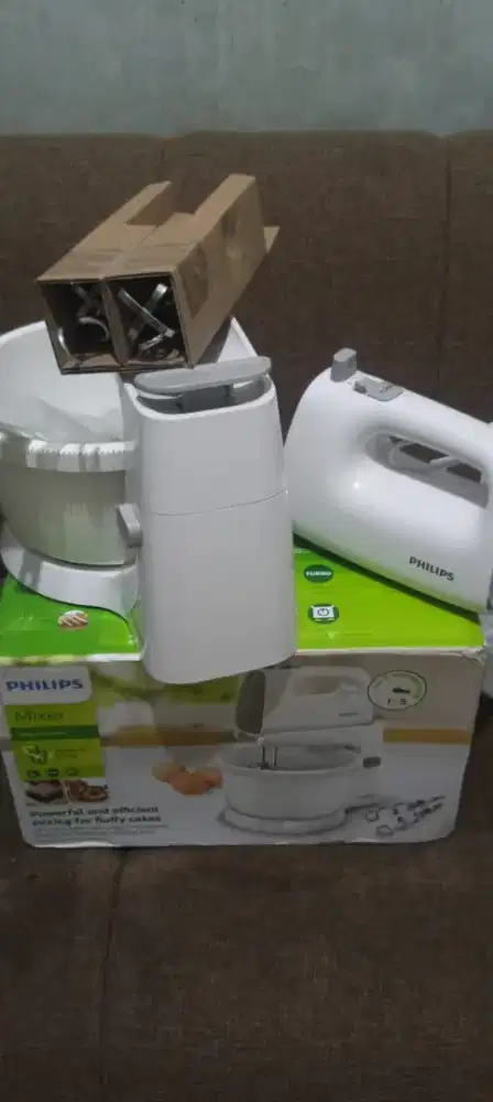 MIXER PHILIPS HR1559 WHITE-SILVER BARU