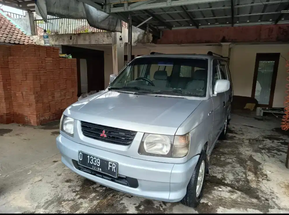 Mitsubishi Kuda 2001 Bensin