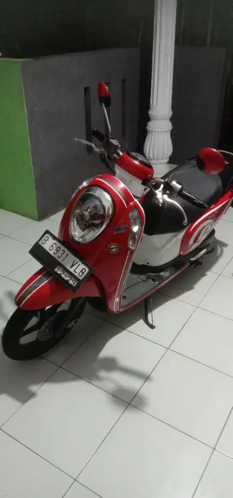 Honda Scoopy 2015