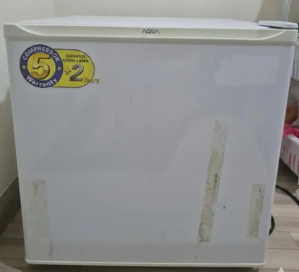 Kulkas Mini Bar Aqua