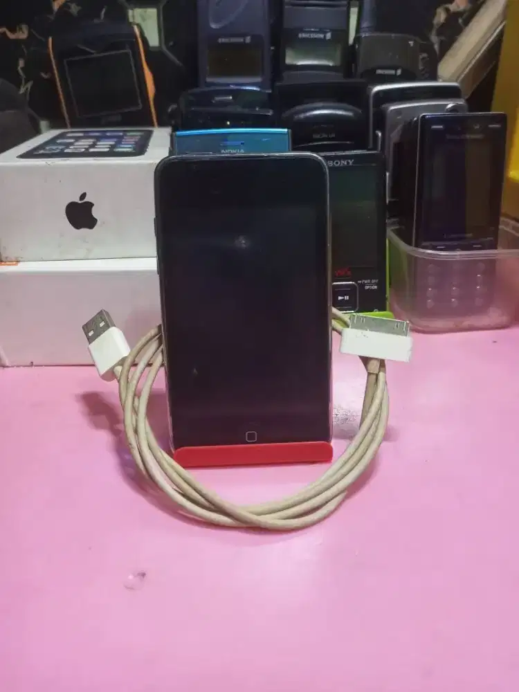 Ipod 8 GB minus batre