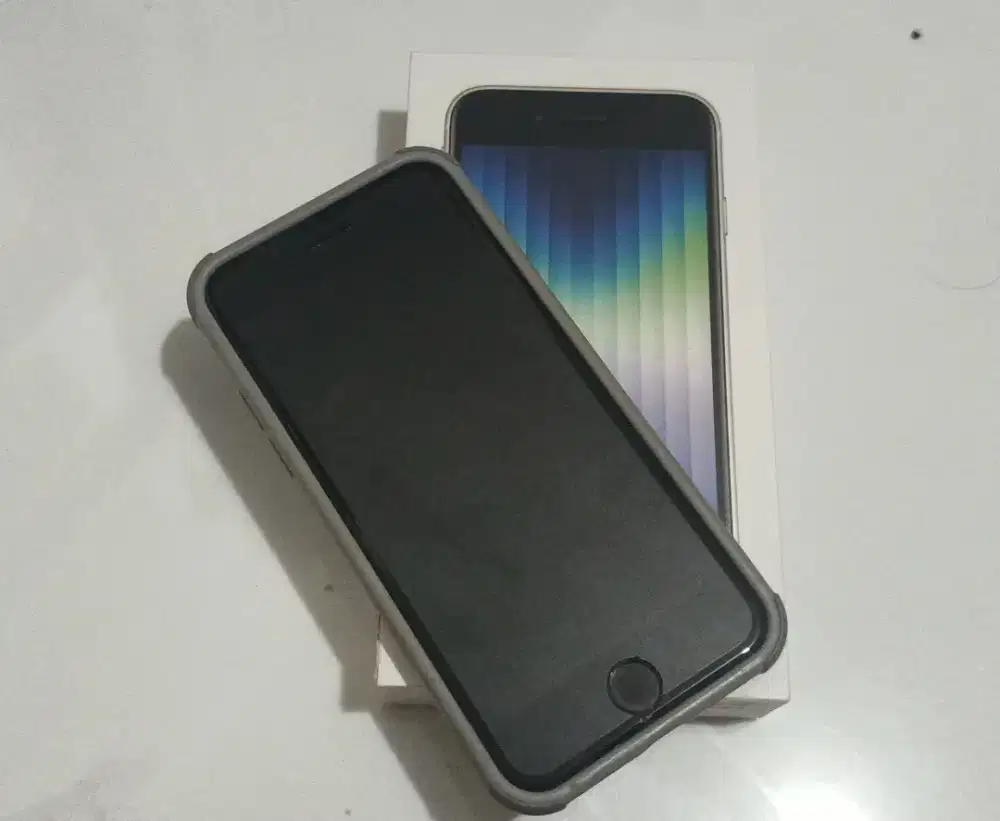 Iphone SE 3rd Gen 2022 4-128GB
